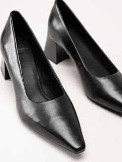 Vagabond - Altea - Svarta pumps i skinn