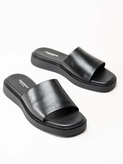 Vagabond - Connie - Svarta slip in tofflor i skinn