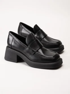 Vagabond - Dorah - Svarta skinnloafers med klack